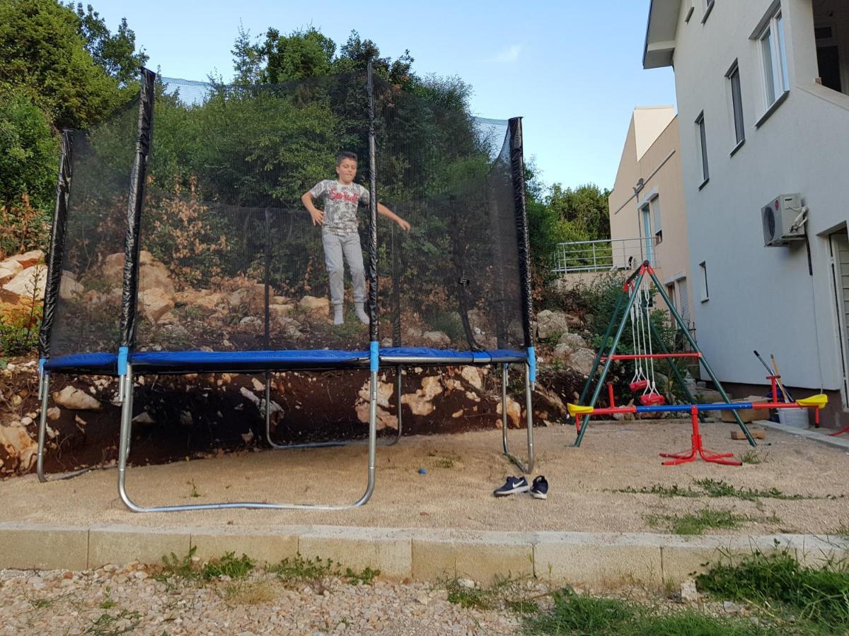 Apartmani Vila Ebra Utjeha Εξωτερικό φωτογραφία