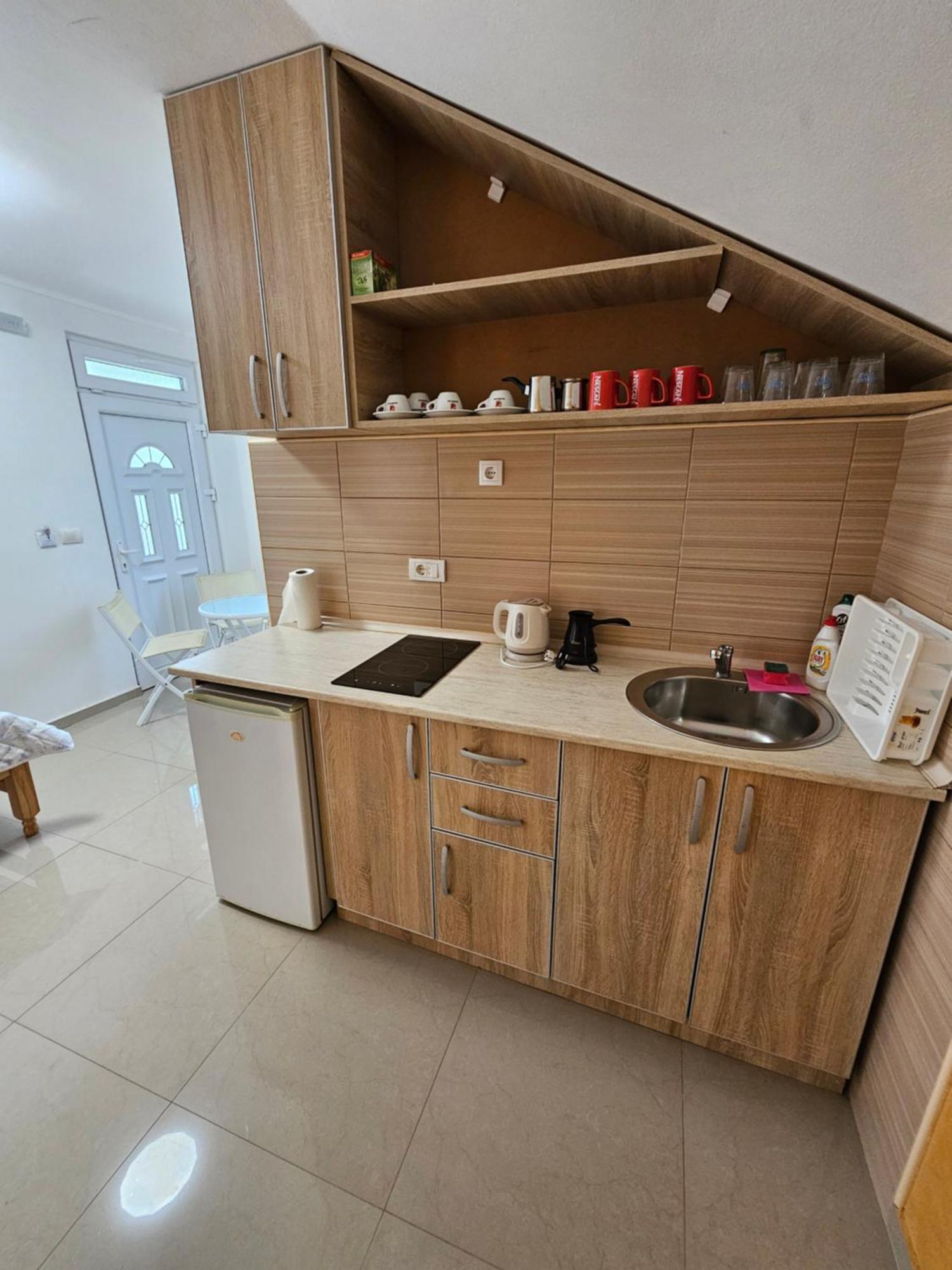 Apartmani Vila Ebra Utjeha Εξωτερικό φωτογραφία
