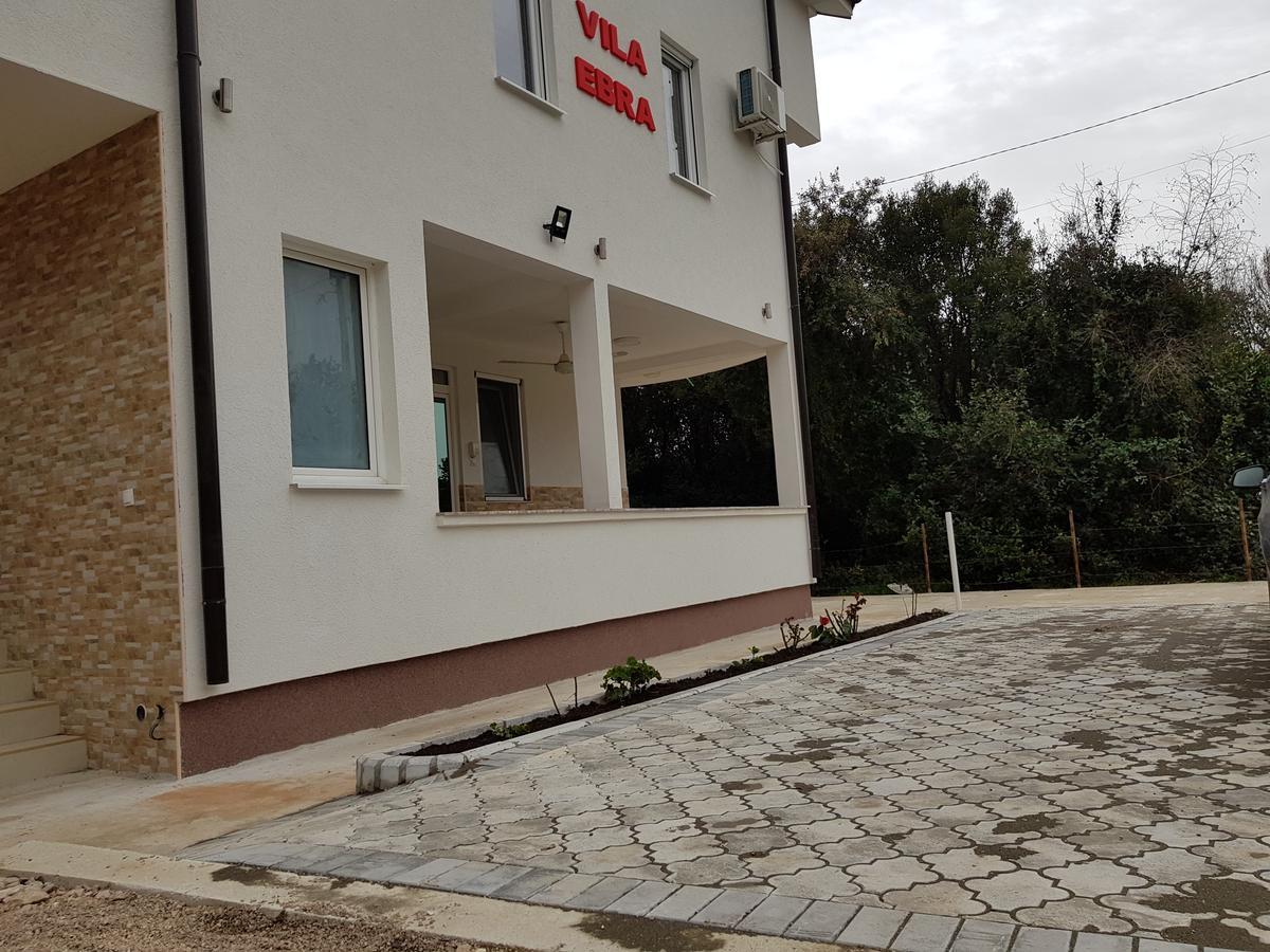 Apartmani Vila Ebra Utjeha Εξωτερικό φωτογραφία